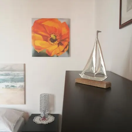 A Due Passi Dal Mare Apartment Varazze