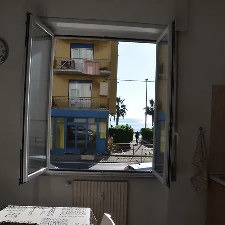 A Due Passi Dal Mare Sestri Levante